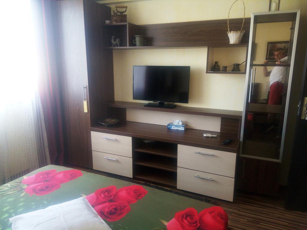 Apartament Dana Bucarest Esterno foto